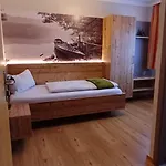 Zentral Inn *