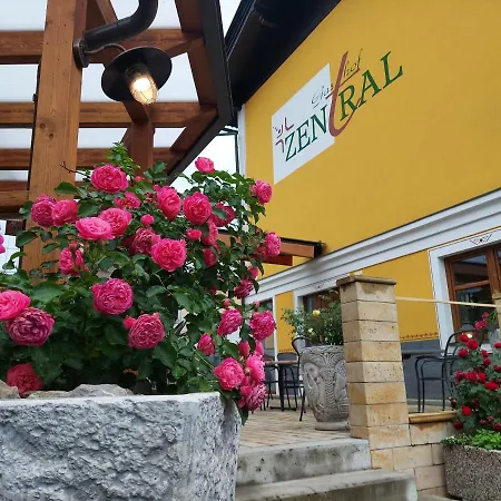 Мини-отель Zentral Feistritz an der Drau